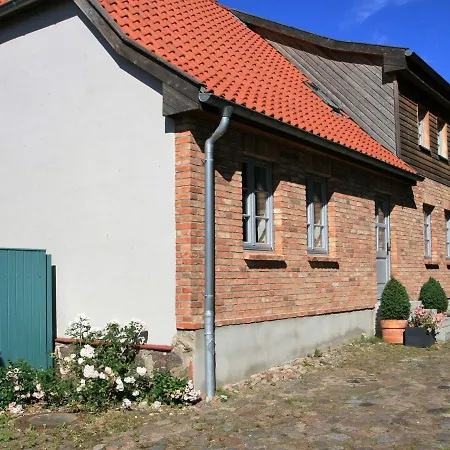 Apartamento In Mit Garten Klutz